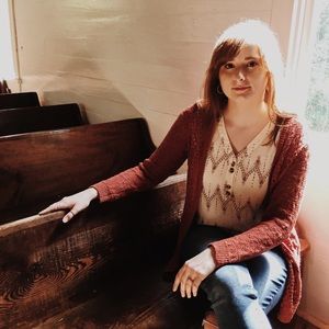 Meet your Posher, Olivia